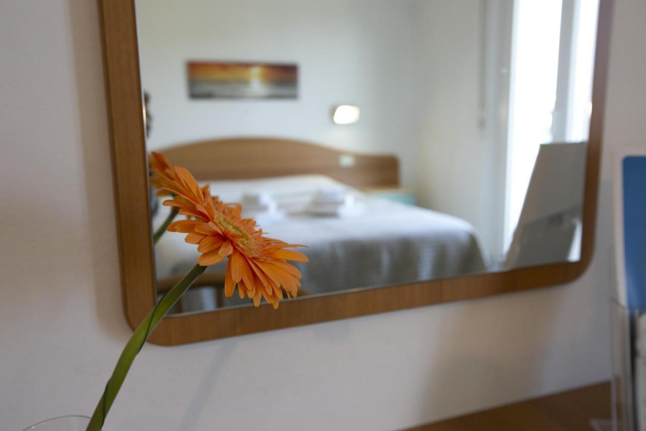 Hotel Mara Rimini Ngoại thất bức ảnh