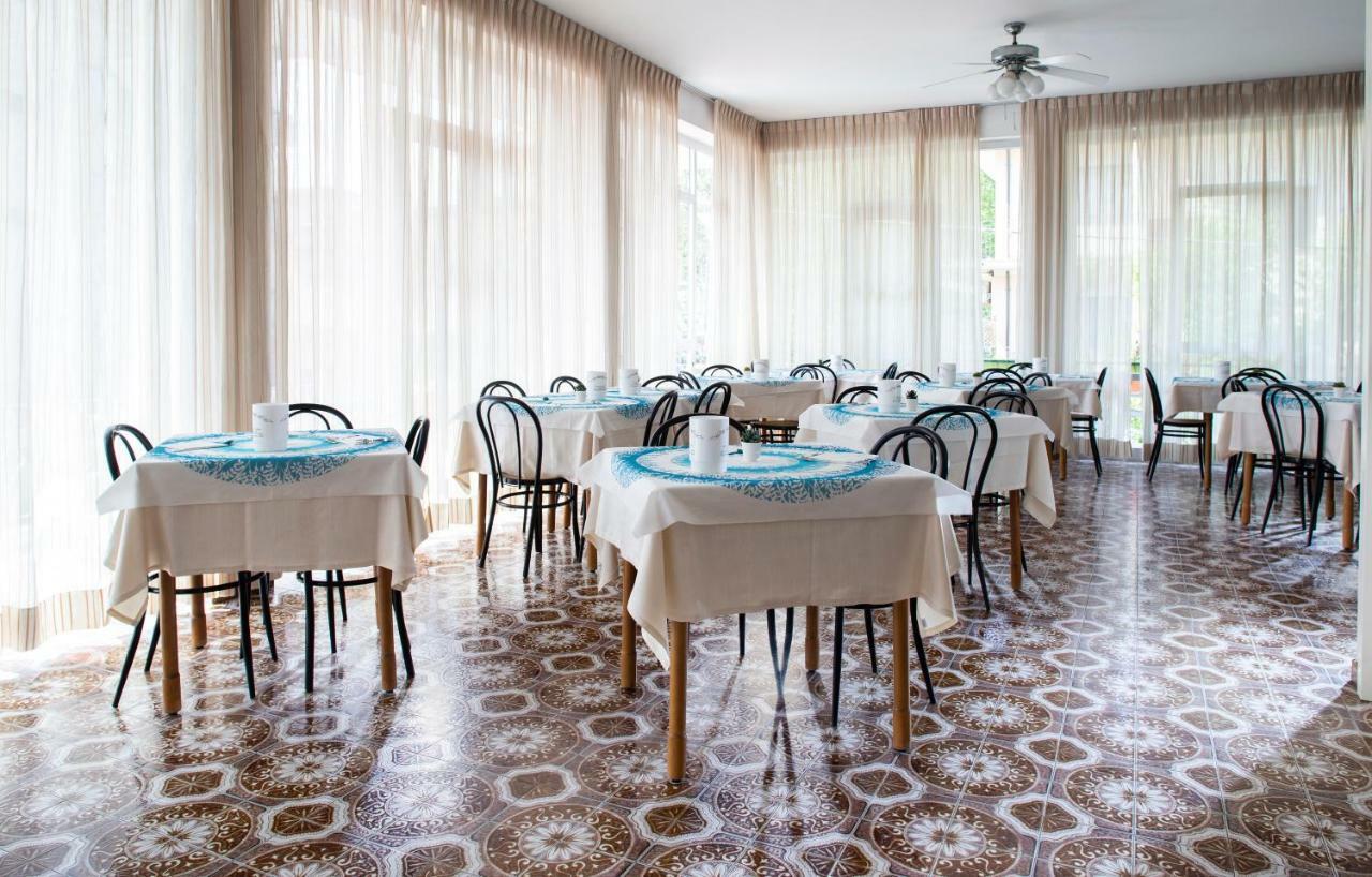 Hotel Mara Rimini Ngoại thất bức ảnh